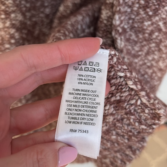 Ruby Moon Cardigan - Picture 3 of 4